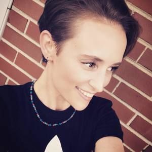 Meet your Posher, Rebecca